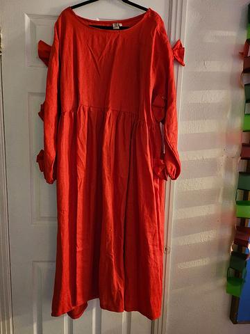 Red linen bow sleeve dress