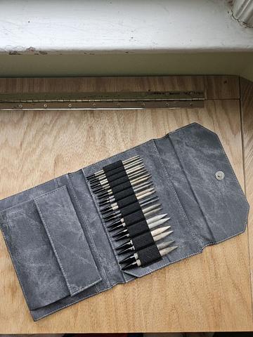 Knitting needles