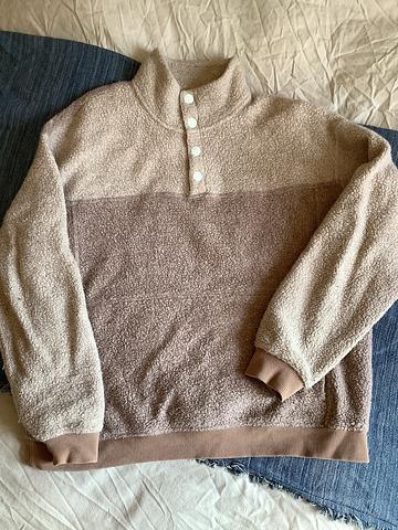 Wool pullover fleece