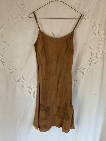 Naturally Dyed Linen Slip