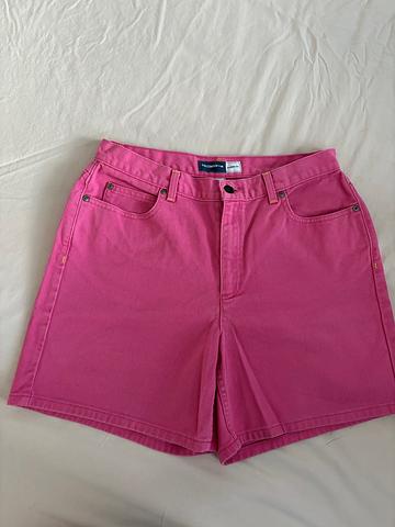 90s Mom Shorts