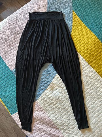 Stretchy harem pants