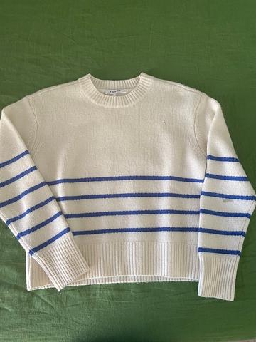 Cashmere sweater