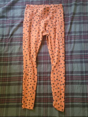 spotted leggings