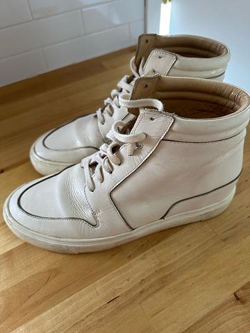 Reina High Top Sneaker