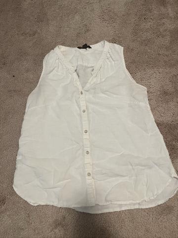 White short sleeve linen button down