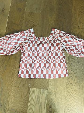 graphic pleated top
