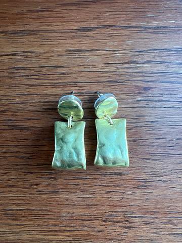 Hammered gold earrings