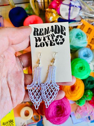 Lace earrings (lot of 2)