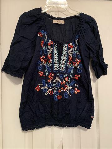 embroiderer floral peasant-style blouse