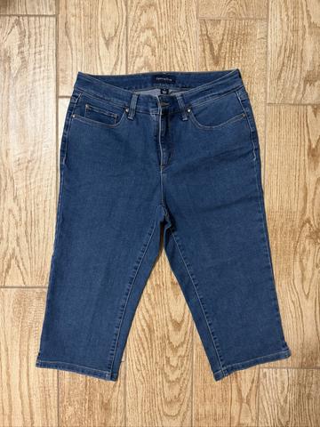 Demin Capris Size 6