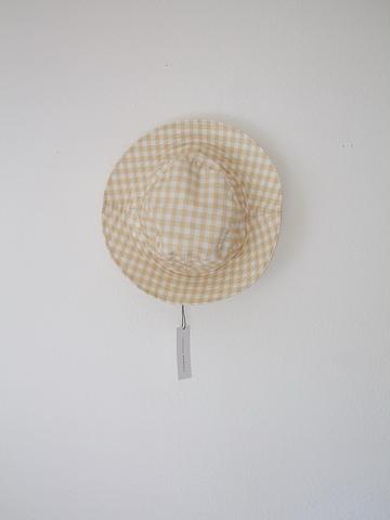 Bucket hat