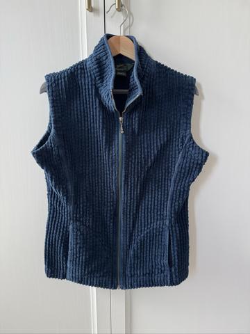 Zip up vest
