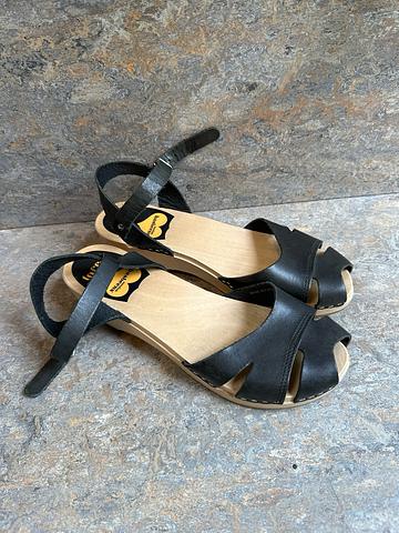 Clog sandal