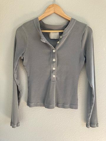 Varra Henley