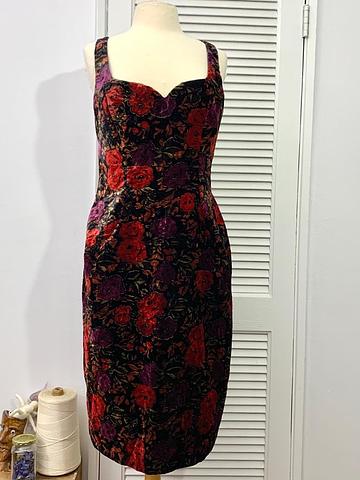Vintage Velvet Floral Sweetheart Dress