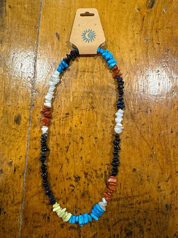 Stone chip necklace