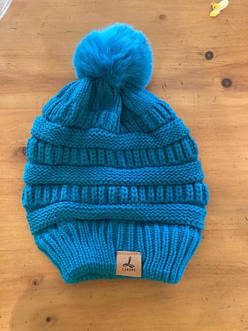 NWOT turquoise hat