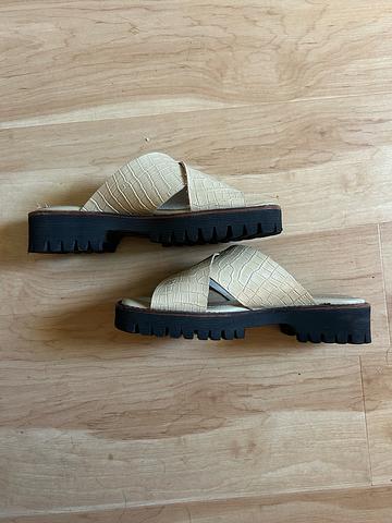 Hijinx Platform Sandals