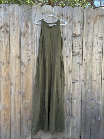 Linen sleeveless maxi dress