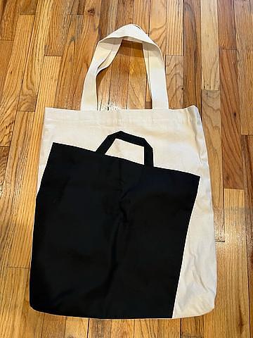 Tote bag