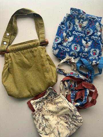 Interchangeable purse