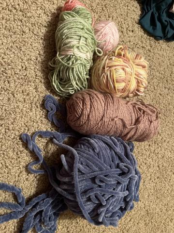Assorted yarn