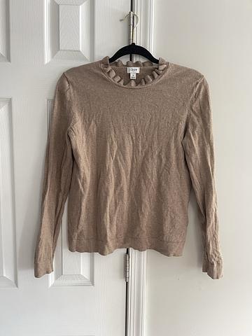 ruffled collar long sleeve top