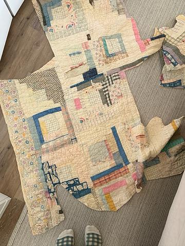 Antique and vintage quilts