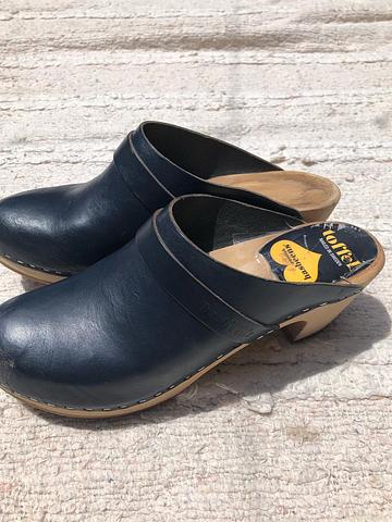 Swedish Hasbeens clog size 40