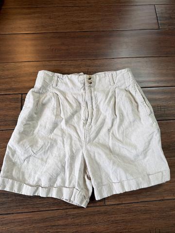 Linen blend shorts
