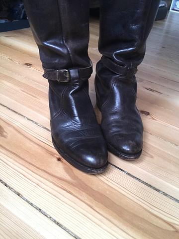 Frye Riding boots size 6, brown leather