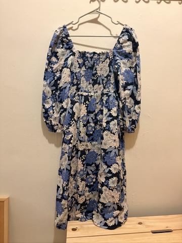 Blue floral patterned midi