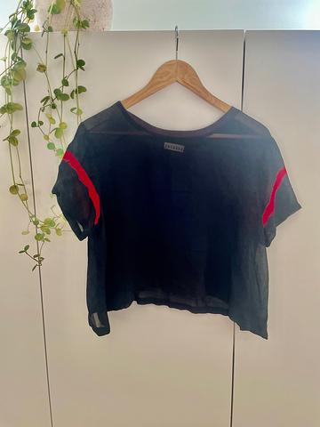 Lacausa black and red top