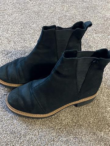 black Chelsea boots
