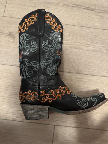 Cowboy boots