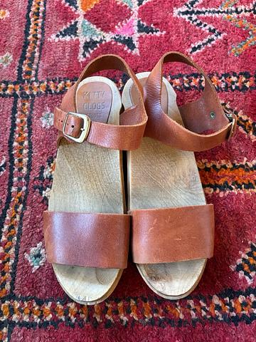 Kitty Clogs Sandals