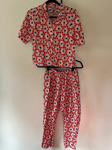 Two piece set