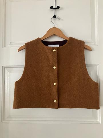 vest