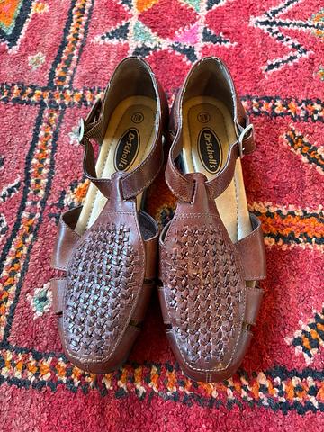 Dr. Scholl’s Fisherman Sandals