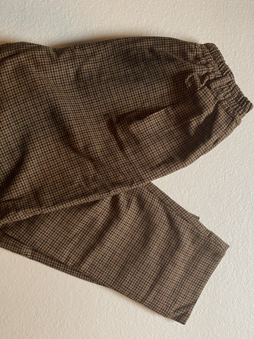Chestnut houndstooth camel wool