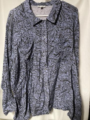 Cotton gauze button down